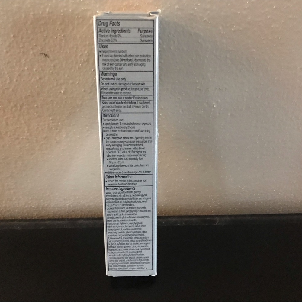 IT Cosmetics CC+ Cream SPF 50 - Medium - Picture 2 of 5